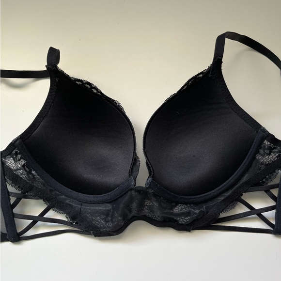 La Senza Black Strapy Lace Push Up Bra 32C - Picture 5 of 6